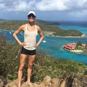 Meet your Posher, Leslie